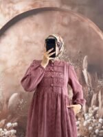 فستان شانيل بتصميم عصري من روفان موضه